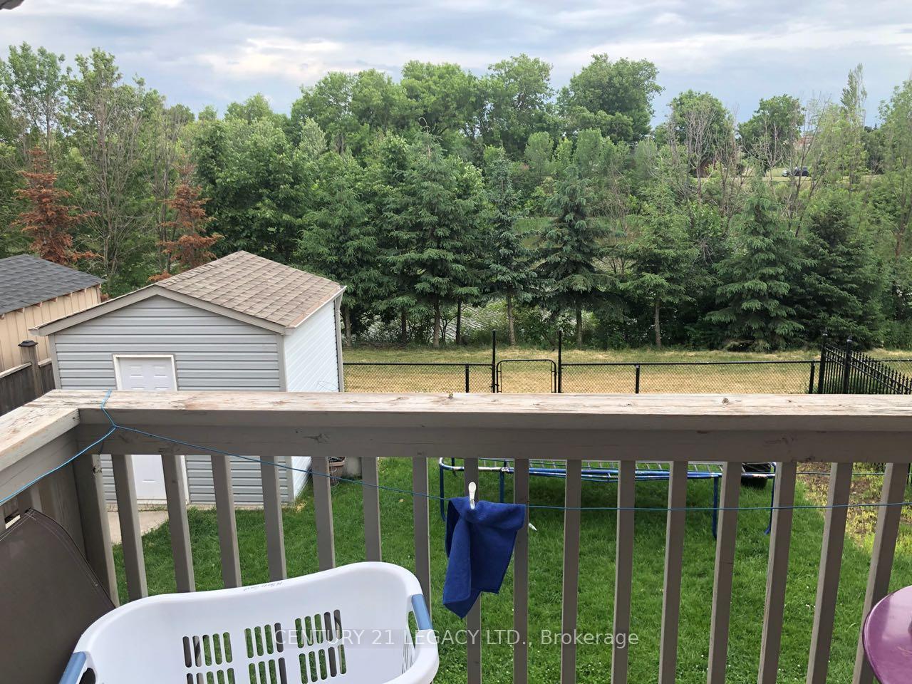 Photo 7 of 16 Prada Court, Brampton, Vales of Castlemore North — HOMEH