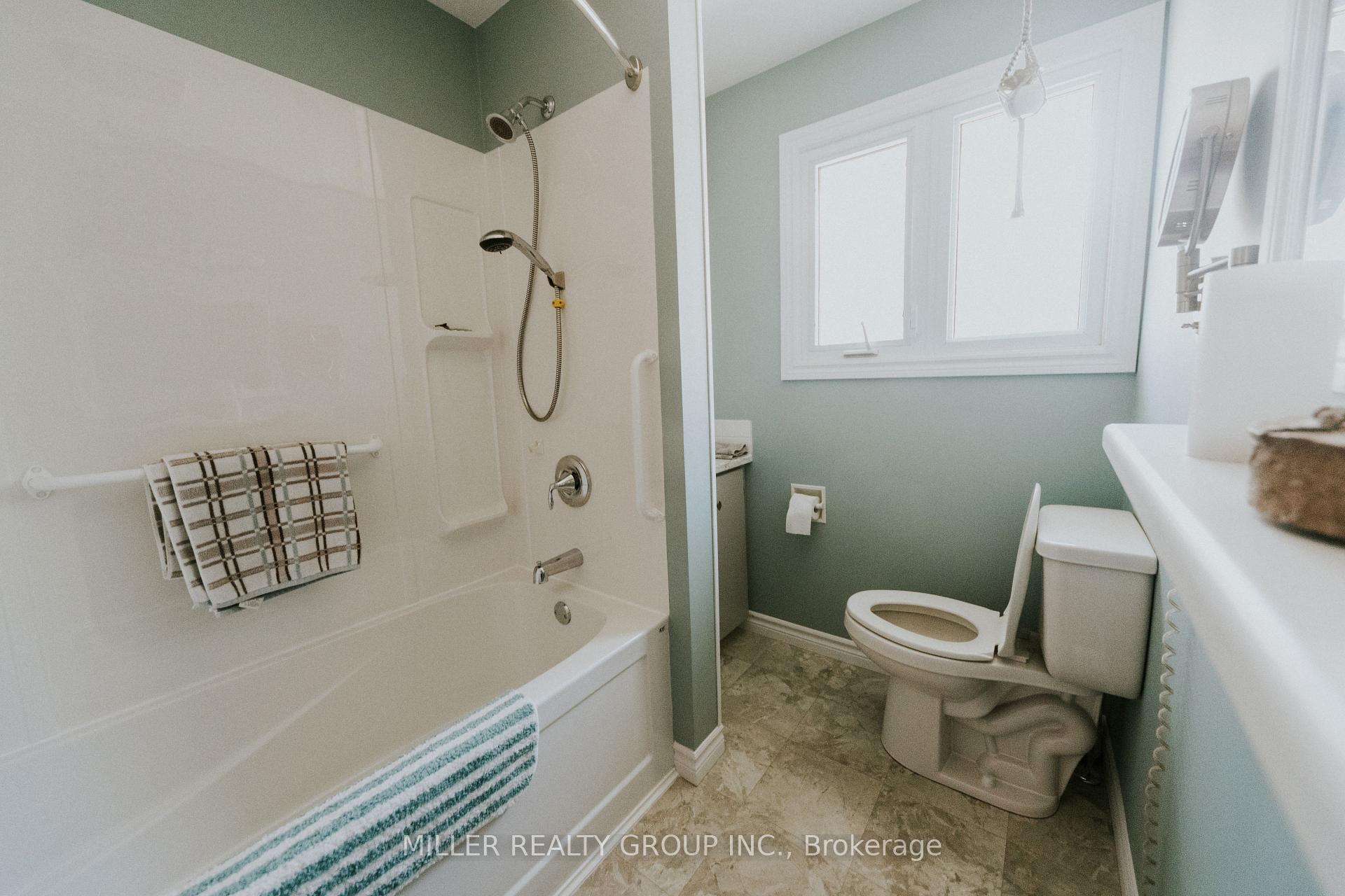 Photo 14 of 866111 Uno Park Road, Timiskaming, TIM - Outside - Rural — HOMEH