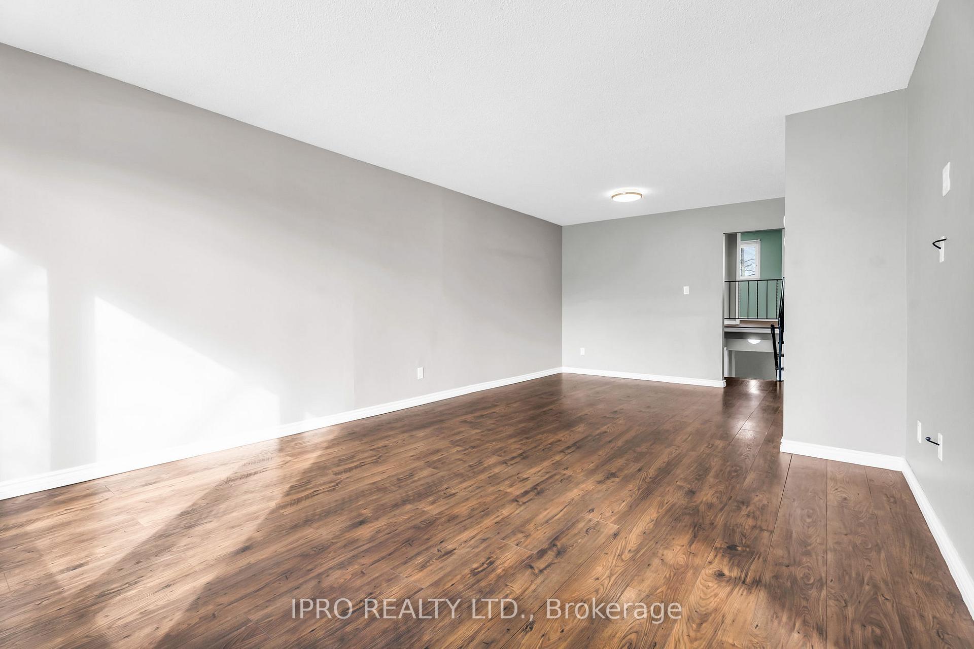 Photo 5 of 11 Magnolia Drive, Brant, Paris — HOMEH