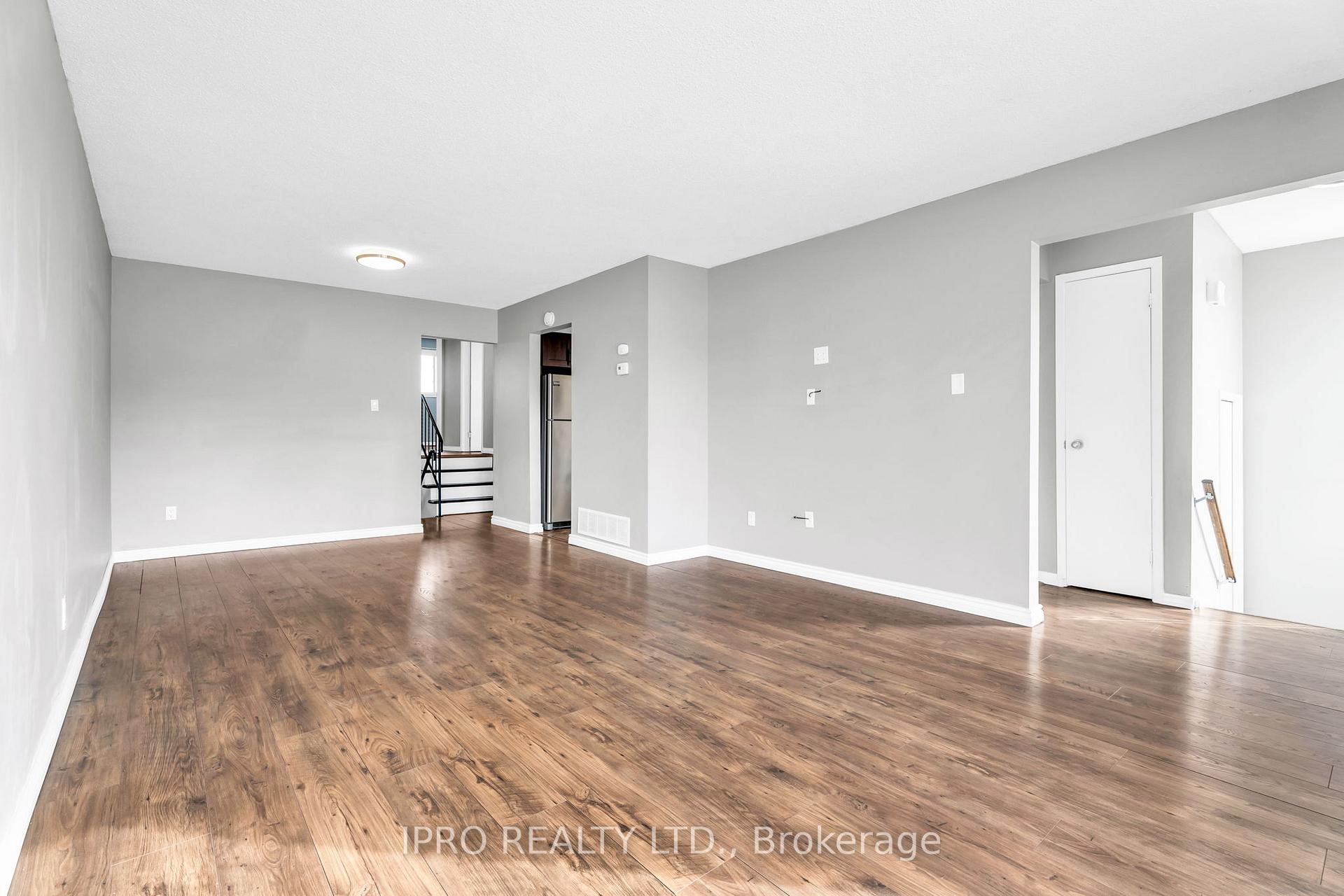 Photo 10 of 11 Magnolia Drive, Brant, Paris — HOMEH