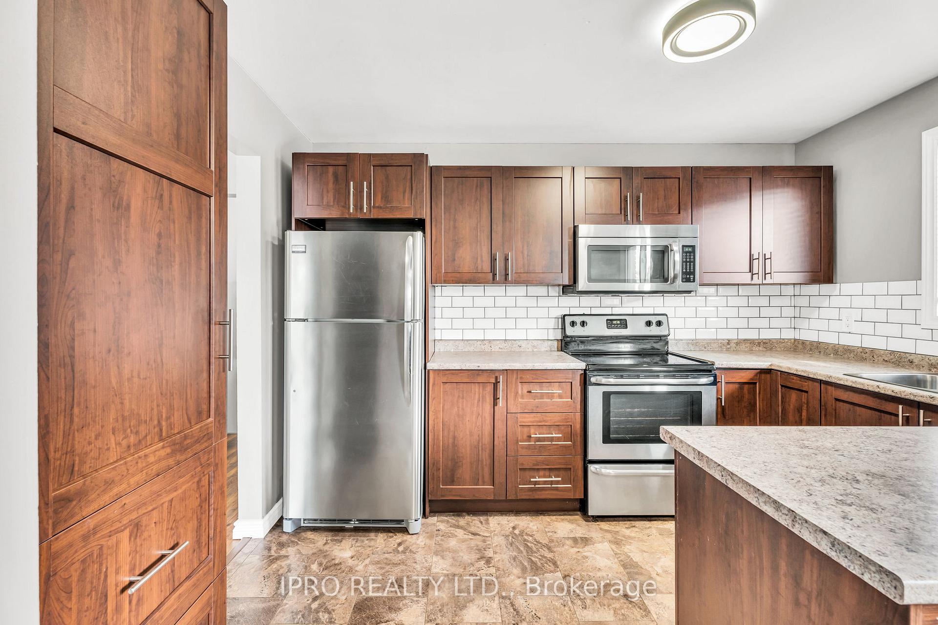 Photo 17 of 11 Magnolia Drive, Brant, Paris — HOMEH