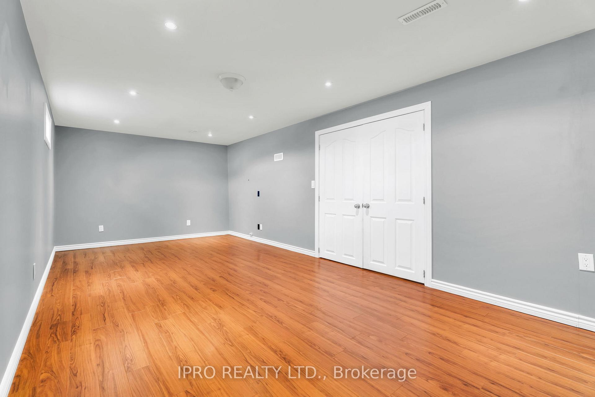 Photo 43 of 11 Magnolia Drive, Brant, Paris — HOMEH