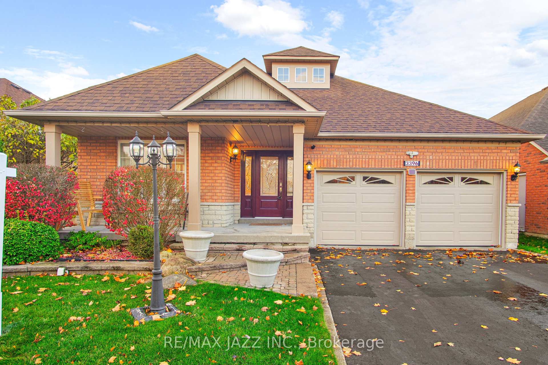 Photo 38 of 3396 Garrard Road, Whitby, Rolling Acres — HOMEH