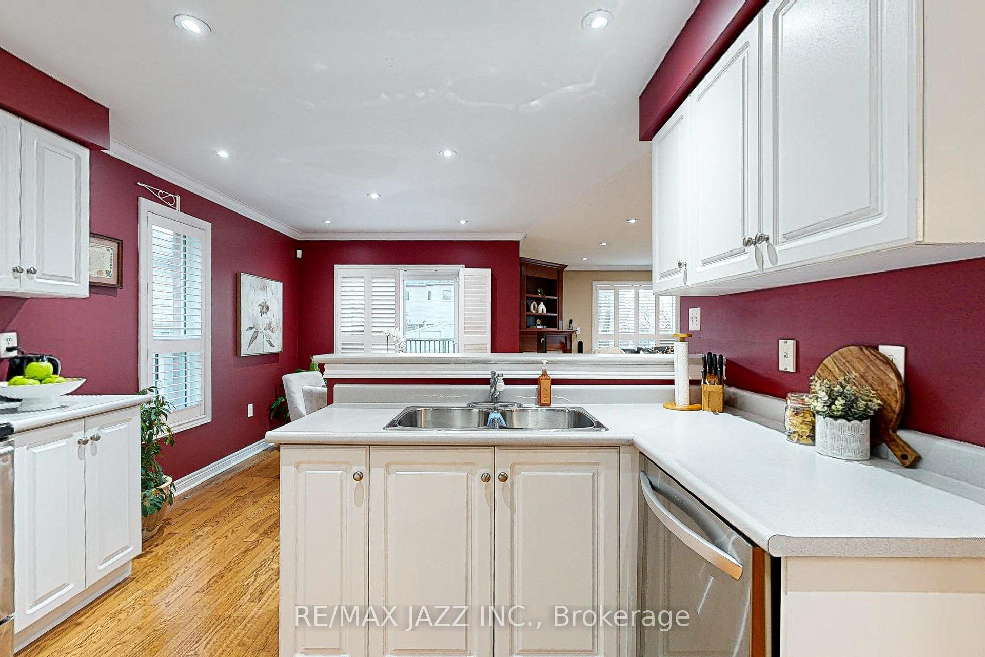 Photo 14 of 3396 Garrard Road, Whitby, Rolling Acres — HOMEH