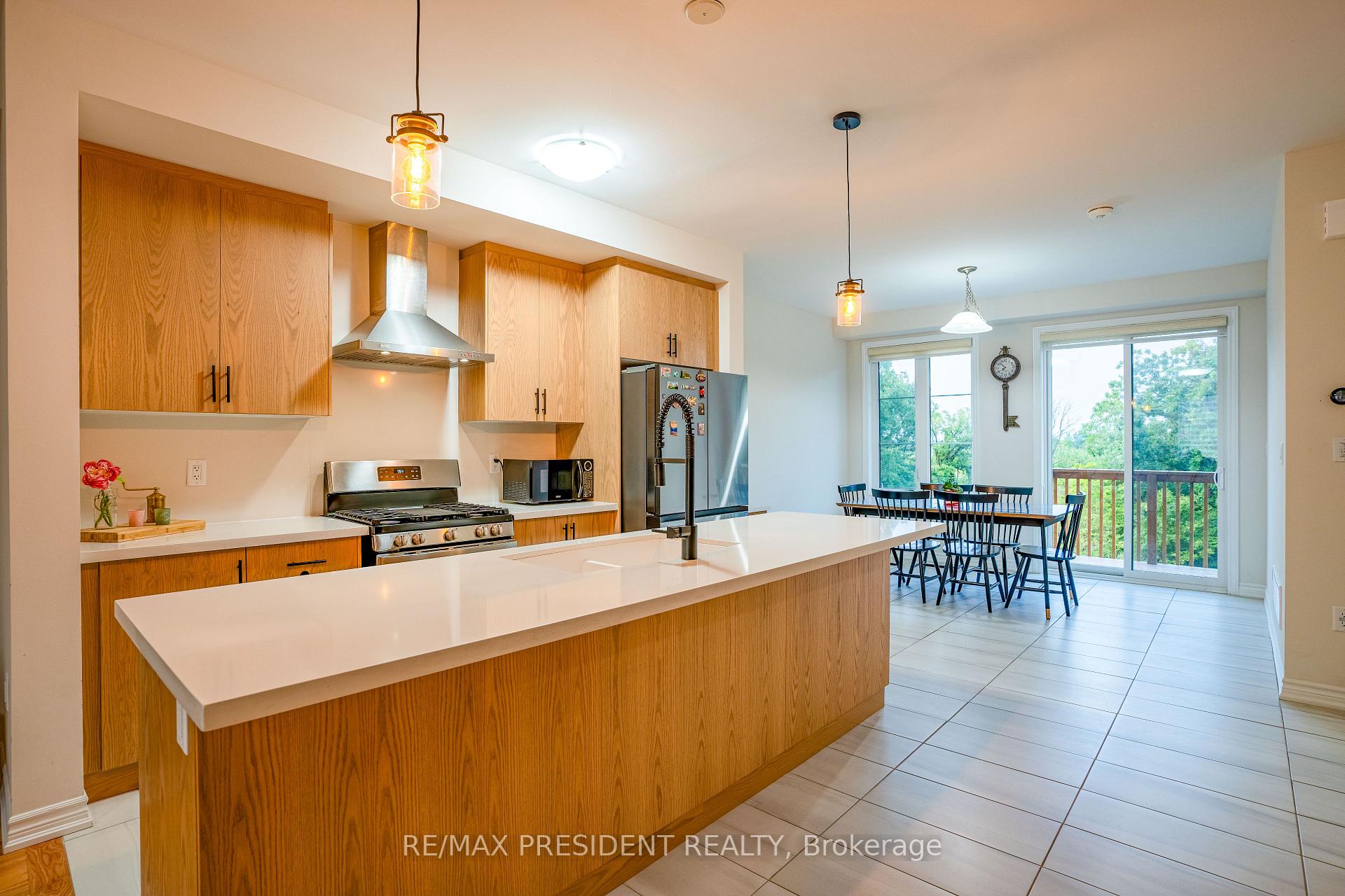 Photo 10 of 99 Halliford Place, Brampton, Brampton East — HOMEH