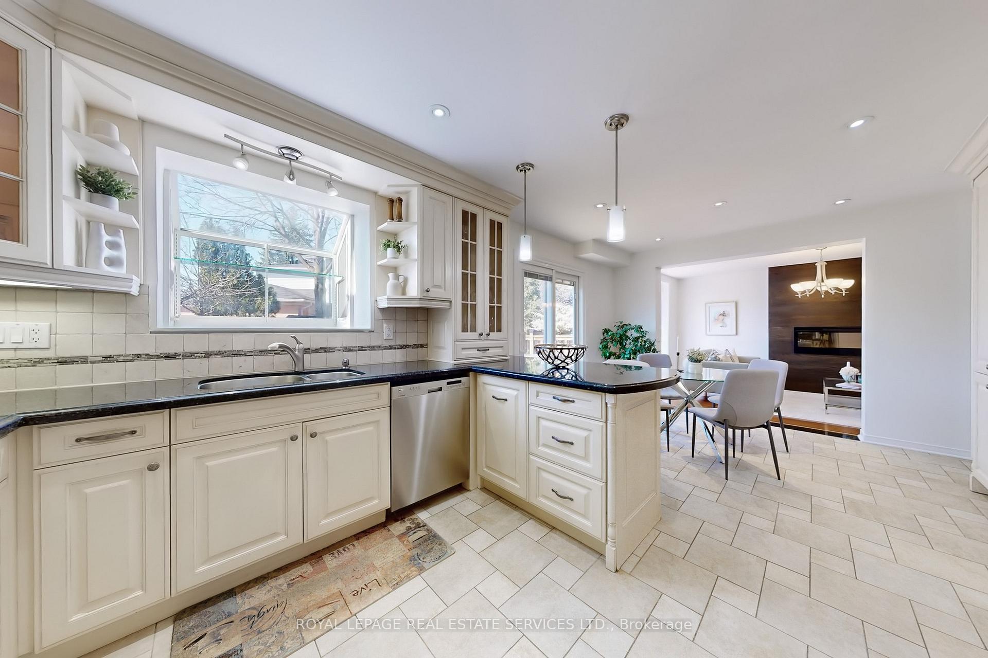 Photo 23 of 161 Willowbrook Road, Markham, Aileen-Willowbrook — HOMEH