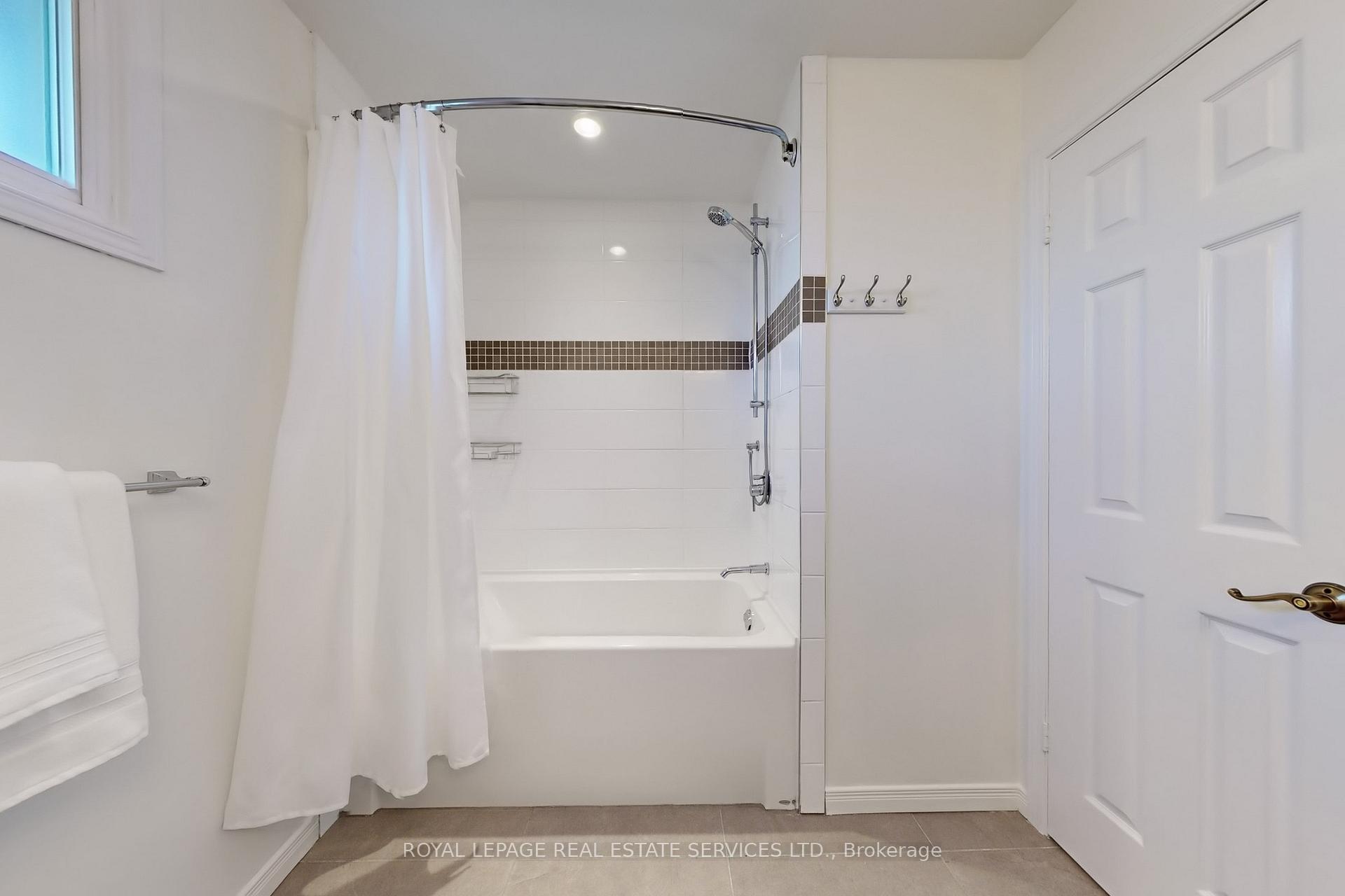 Photo 24 of 161 Willowbrook Road, Markham, Aileen-Willowbrook — HOMEH