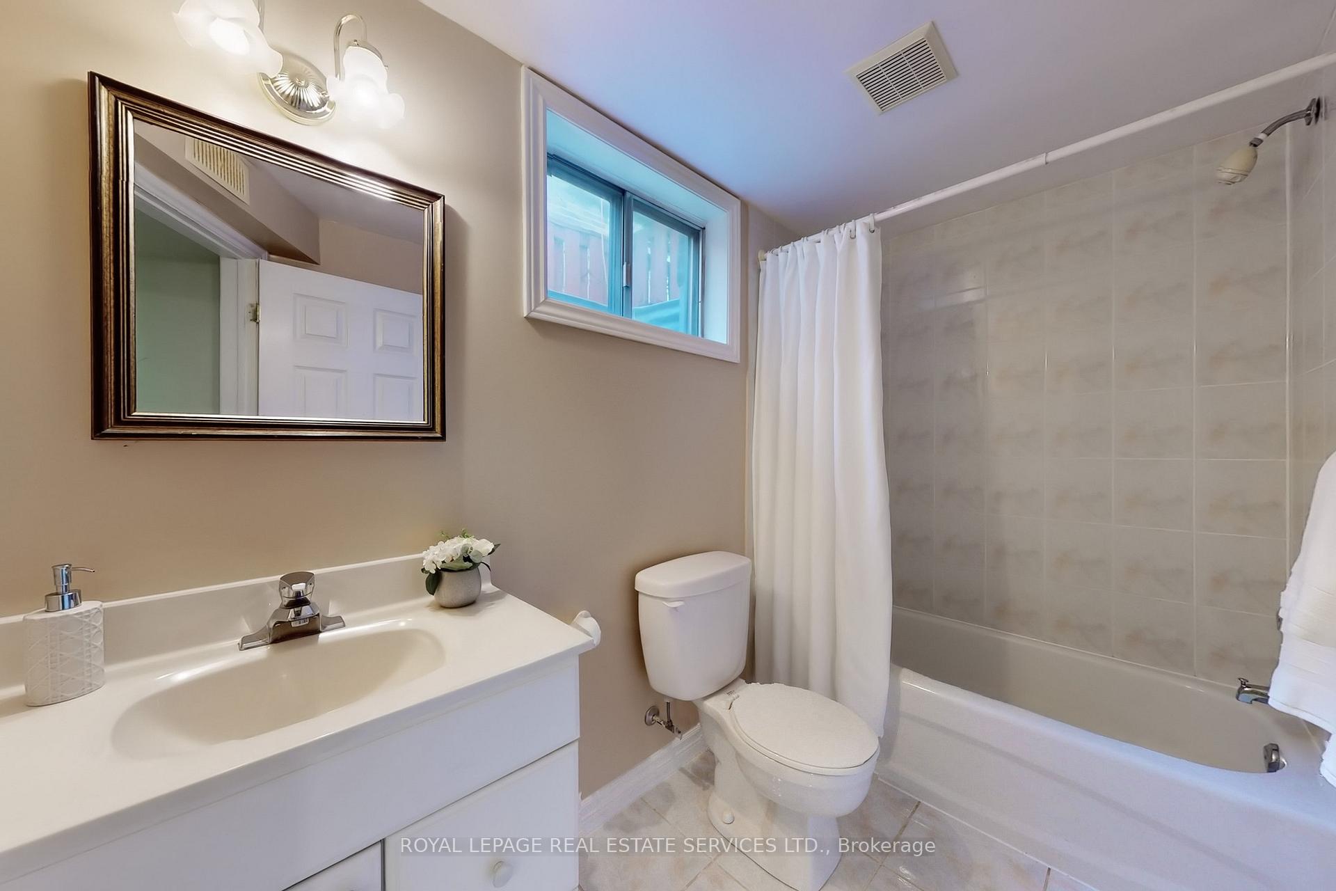 Photo 38 of 161 Willowbrook Road, Markham, Aileen-Willowbrook — HOMEH