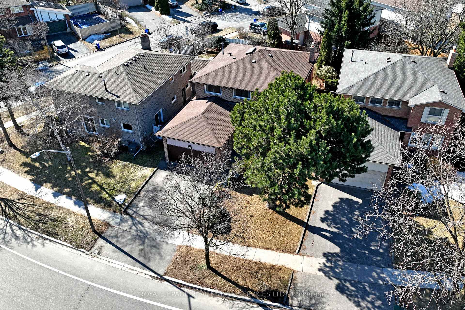 Photo 17 of 161 Willowbrook Road, Markham, Aileen-Willowbrook — HOMEH