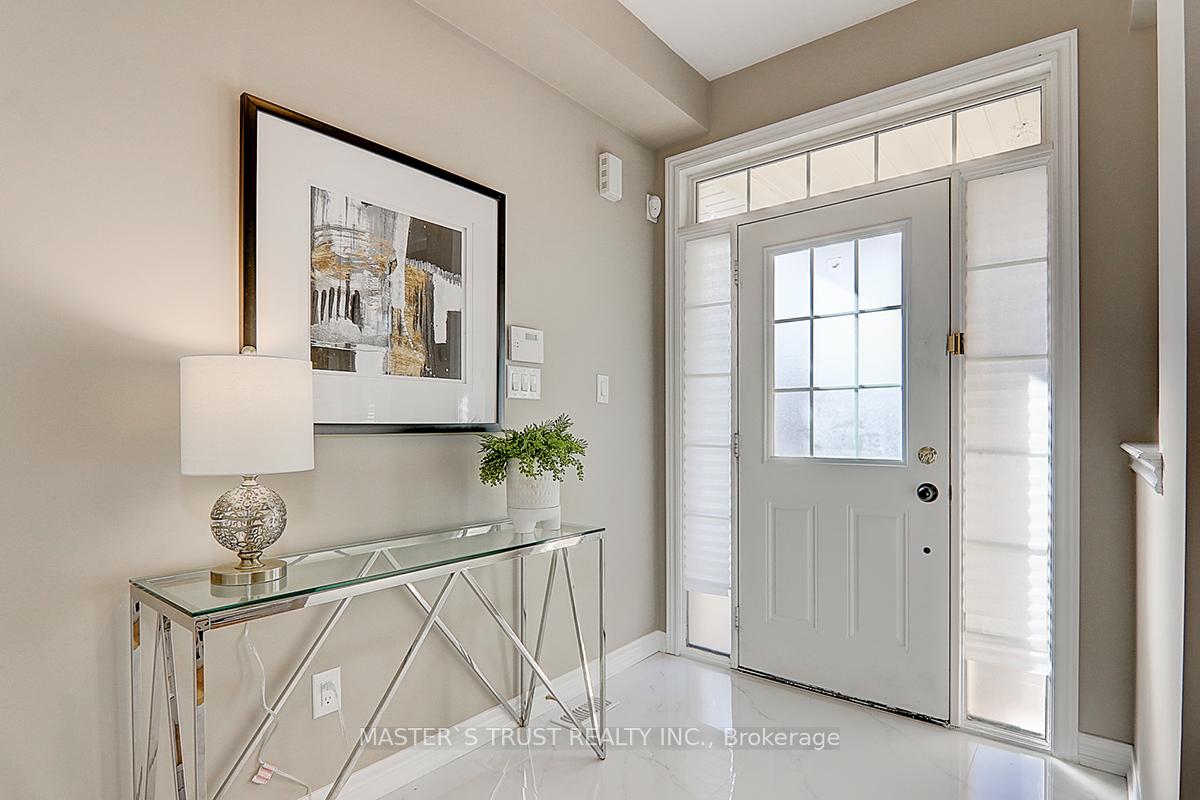 Photo 3 of 83 Fred Mclaren Boulevard, Markham, Wismer — HOMEH