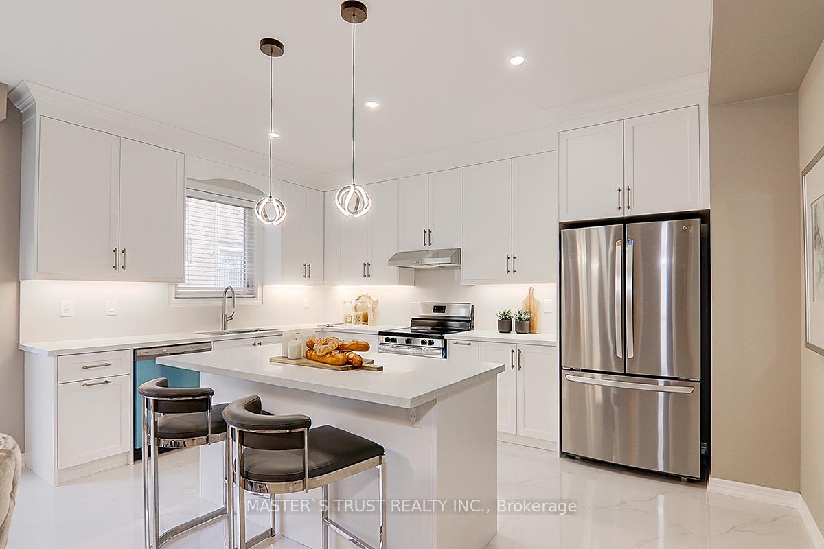 Photo 7 of 83 Fred Mclaren Boulevard, Markham, Wismer — HOMEH