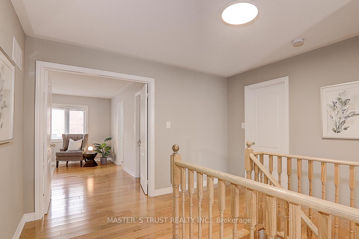 Photo 15 of 83 Fred Mclaren Boulevard, Markham, Wismer — HOMEH