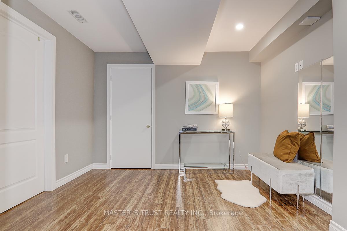 Photo 28 of 83 Fred Mclaren Boulevard, Markham, Wismer — HOMEH