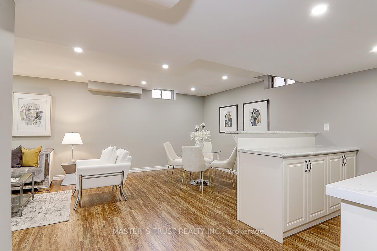 Photo 31 of 83 Fred Mclaren Boulevard, Markham, Wismer — HOMEH