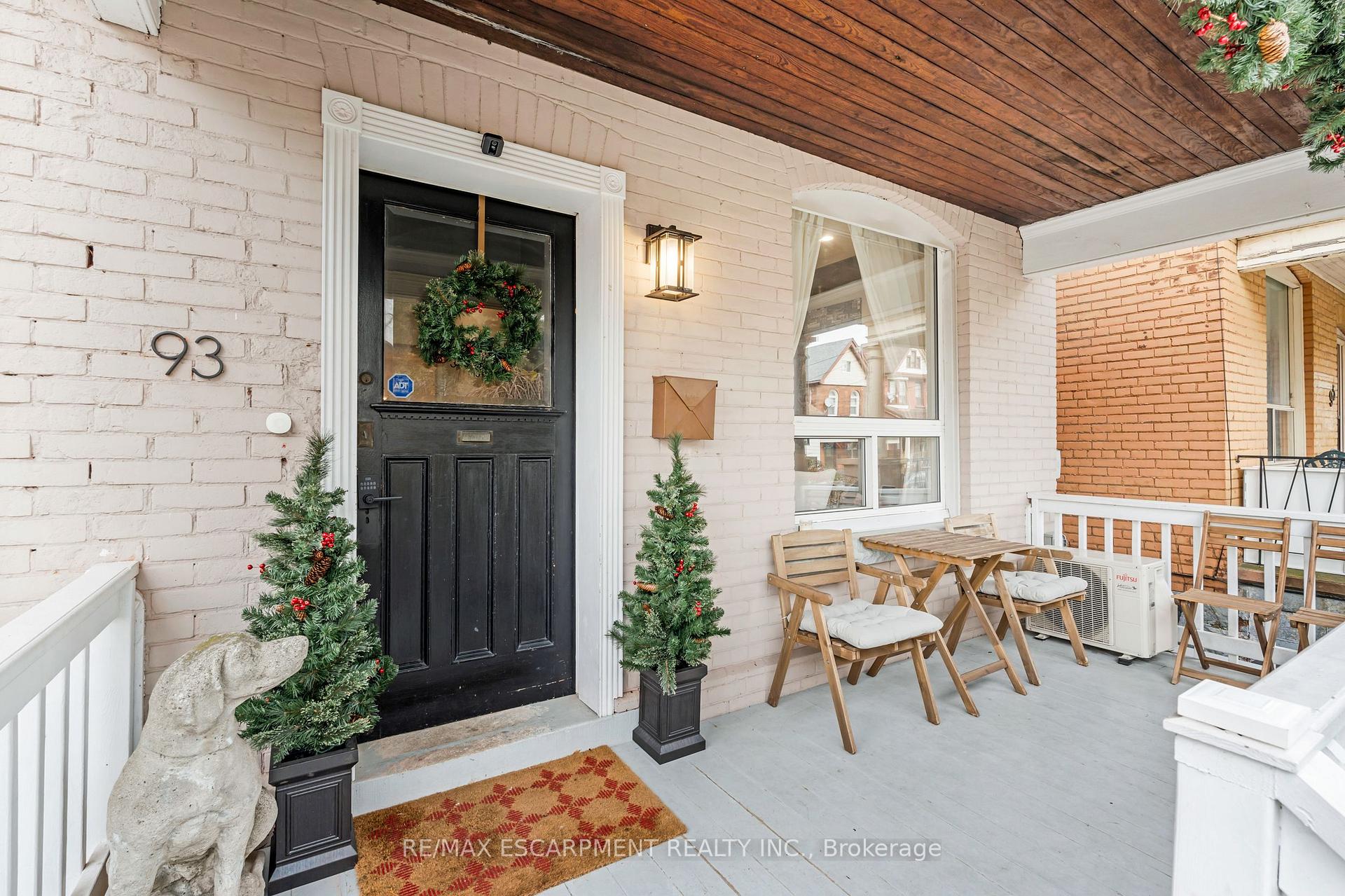 Photo 8 of 93 Peter Street, Hamilton, Strathcona — HOMEH
