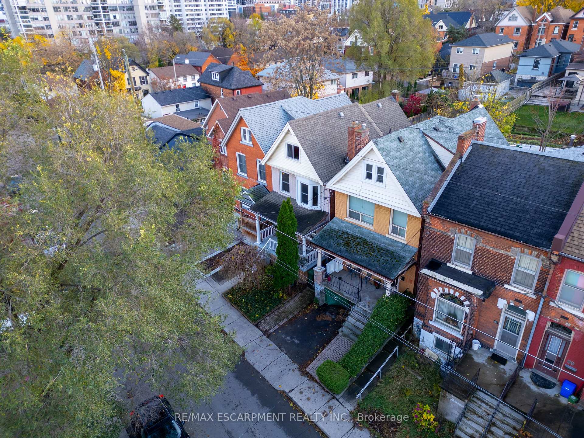 Photo 39 of 93 Peter Street, Hamilton, Strathcona — HOMEH