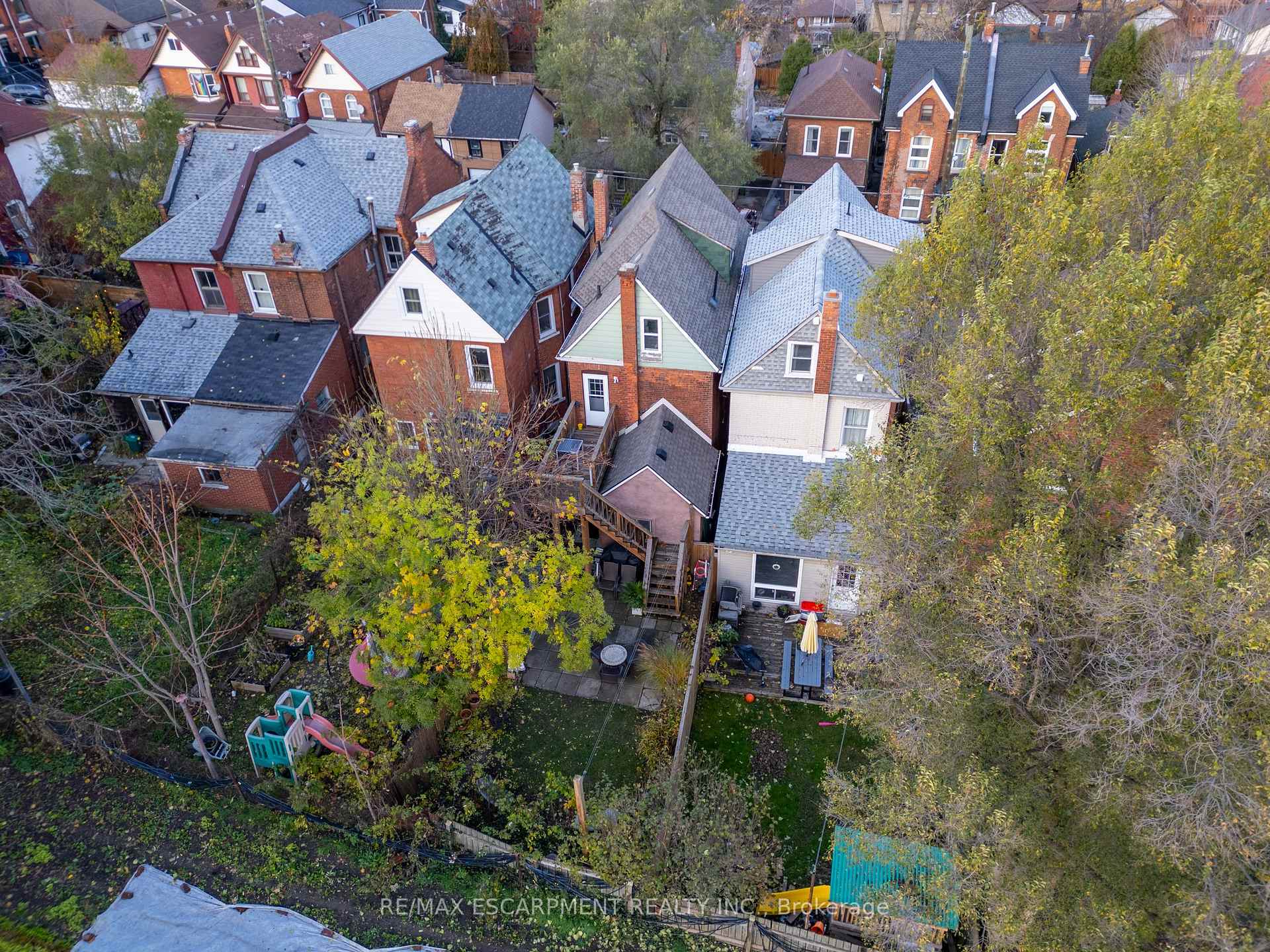 Photo 38 of 93 Peter Street, Hamilton, Strathcona — HOMEH