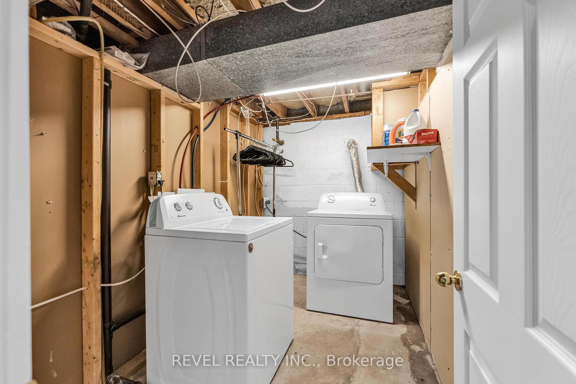 Photo 26 of 95 Seneca Drive, Hamilton, Ancaster — HOMEH