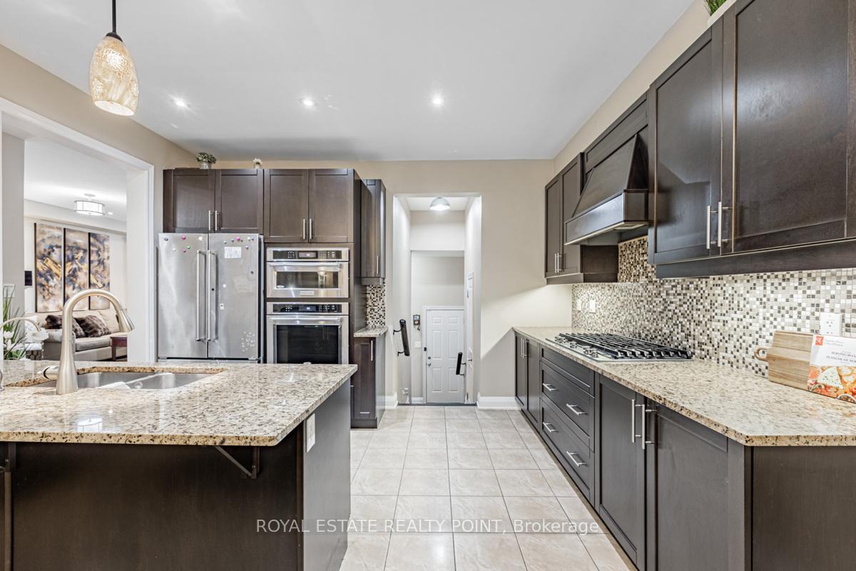 Photo 13 of 69 Braebrook Drive, Whitby, Rolling Acres — HOMEH