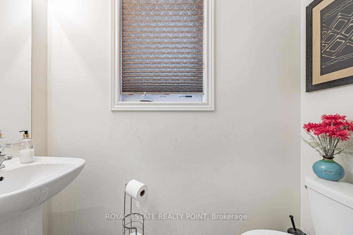 Photo 18 of 69 Braebrook Drive, Whitby, Rolling Acres — HOMEH