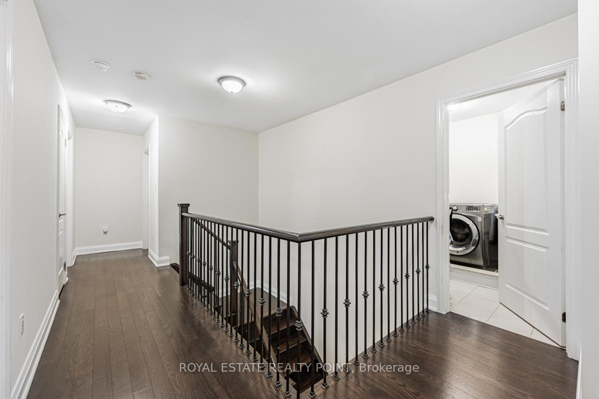 Photo 3 of 69 Braebrook Drive, Whitby, Rolling Acres — HOMEH