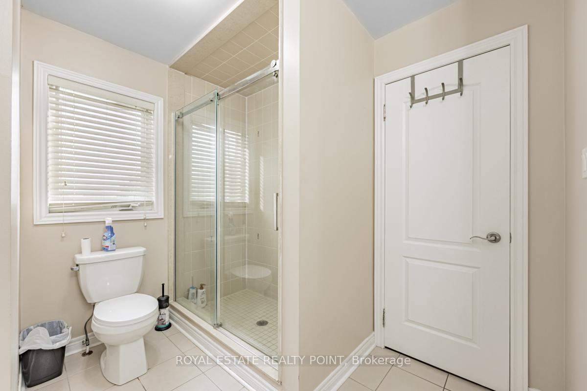 Photo 7 of 69 Braebrook Drive, Whitby, Rolling Acres — HOMEH