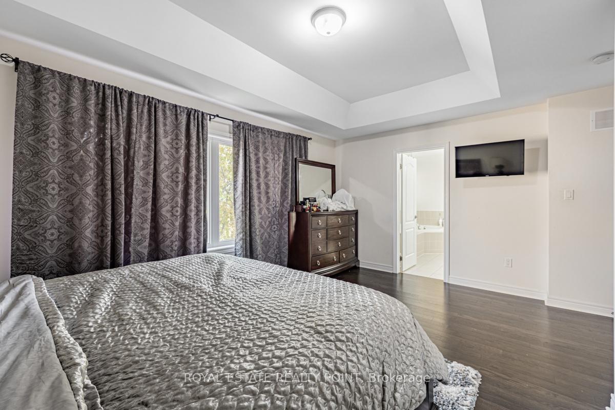 Photo 42 of 69 Braebrook Drive, Whitby, Rolling Acres — HOMEH