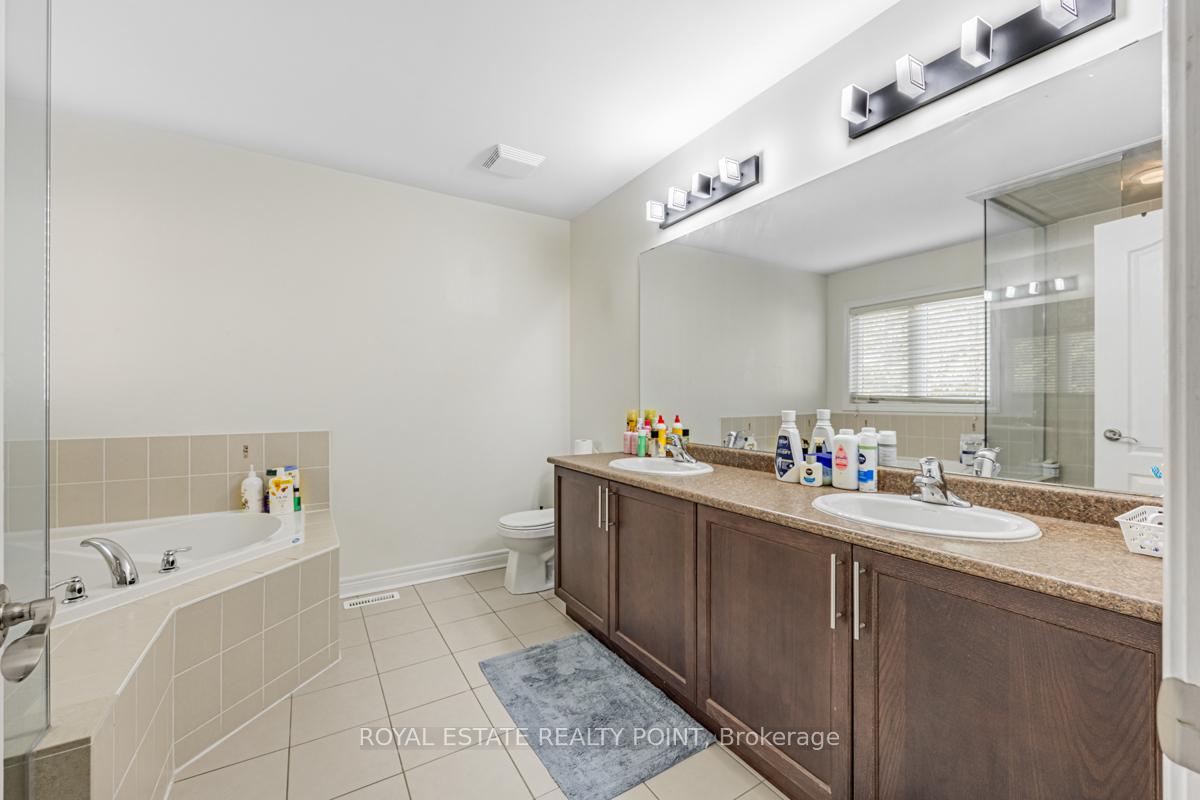 Photo 27 of 69 Braebrook Drive, Whitby, Rolling Acres — HOMEH