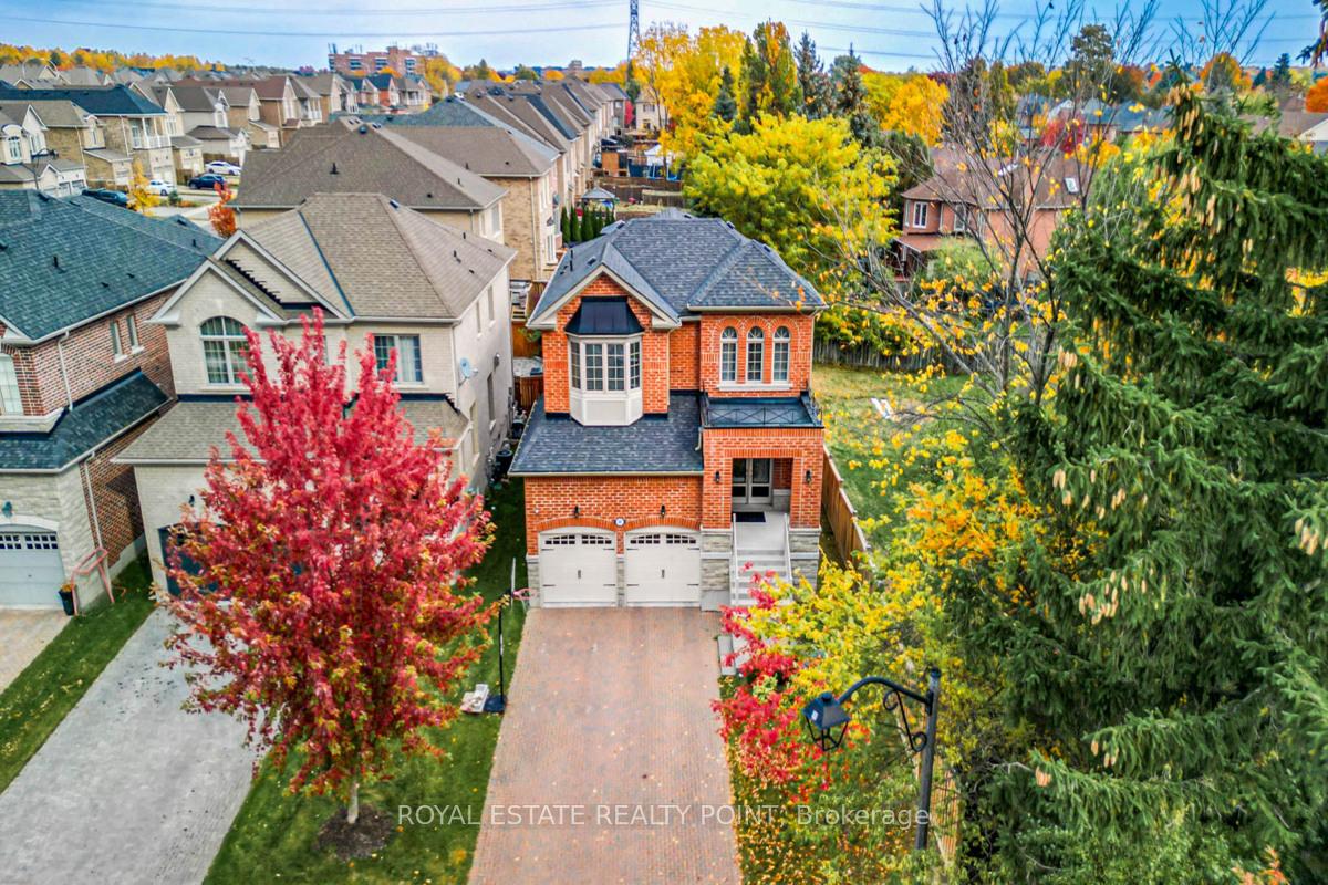 Photo 36 of 69 Braebrook Drive, Whitby, Rolling Acres — HOMEH