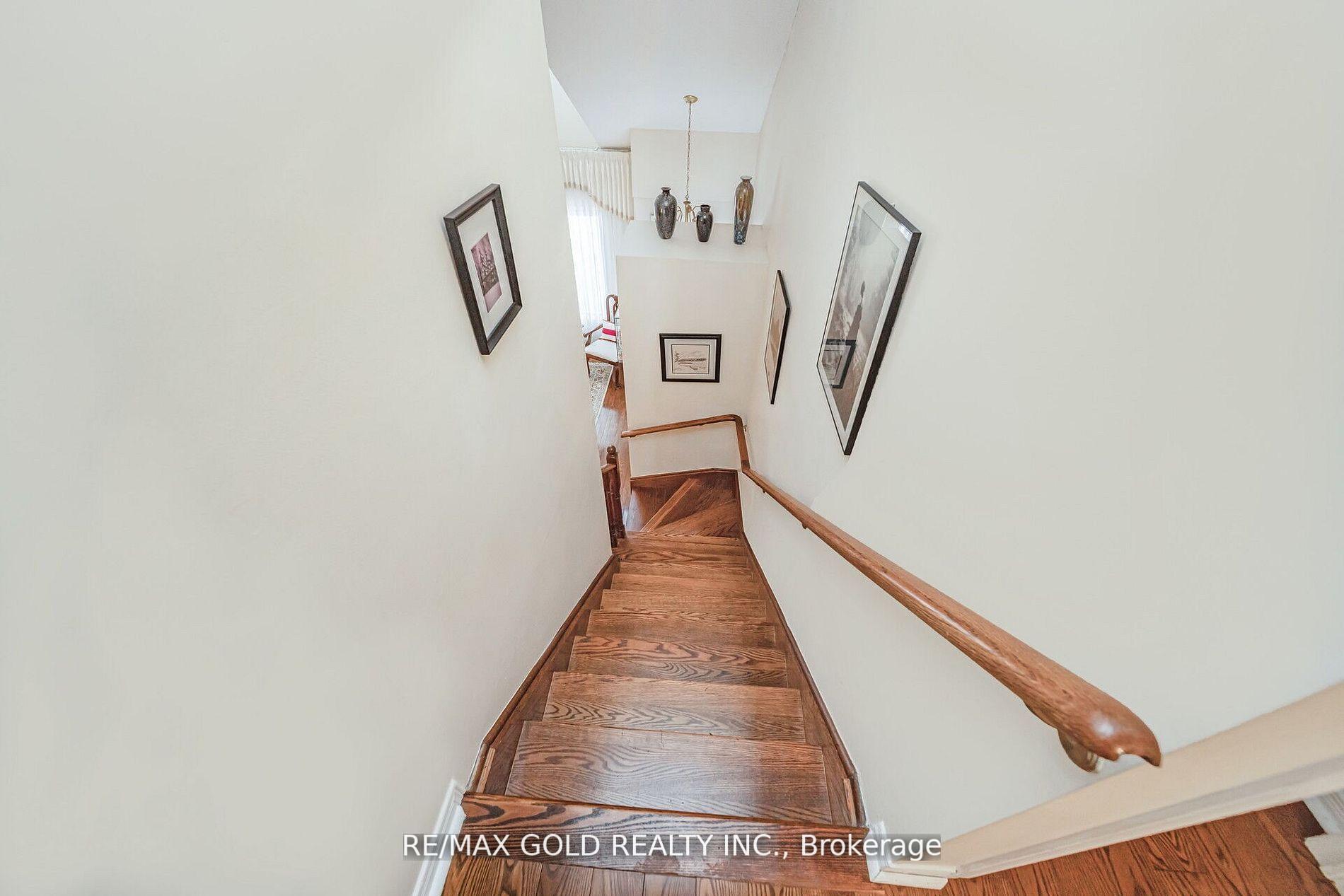 Photo 12 of Unit 2, 10 Pauline Crescent, Brampton, Fletcher's Meadow — HOMEH