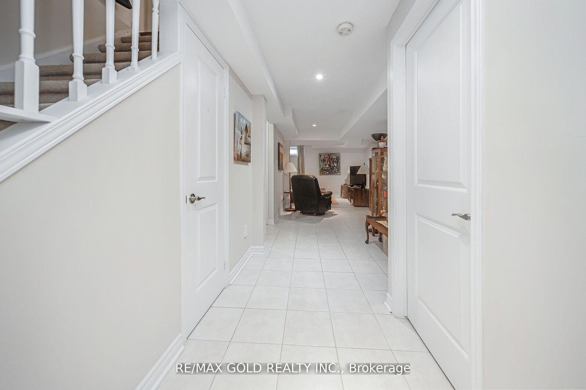Photo 27 of Unit 2, 10 Pauline Crescent, Brampton, Fletcher's Meadow — HOMEH