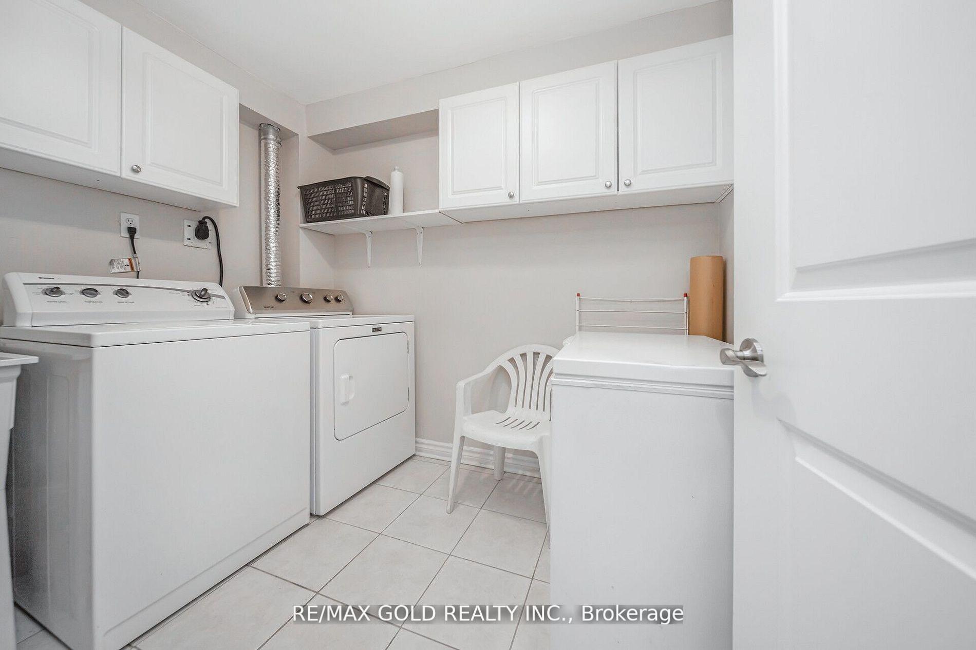 Photo 33 of Unit 2, 10 Pauline Crescent, Brampton, Fletcher's Meadow — HOMEH