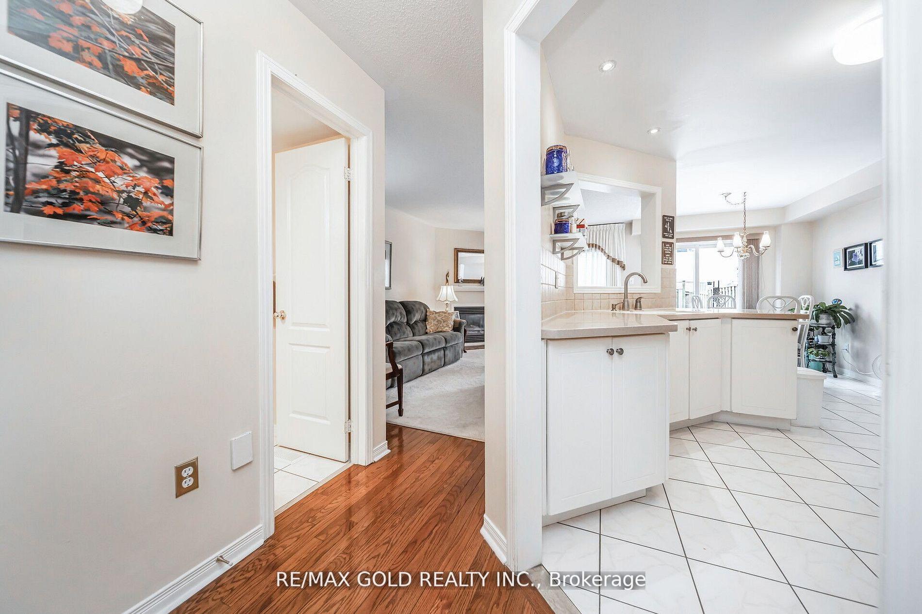 Photo 21 of Unit 2, 10 Pauline Crescent, Brampton, Fletcher's Meadow — HOMEH