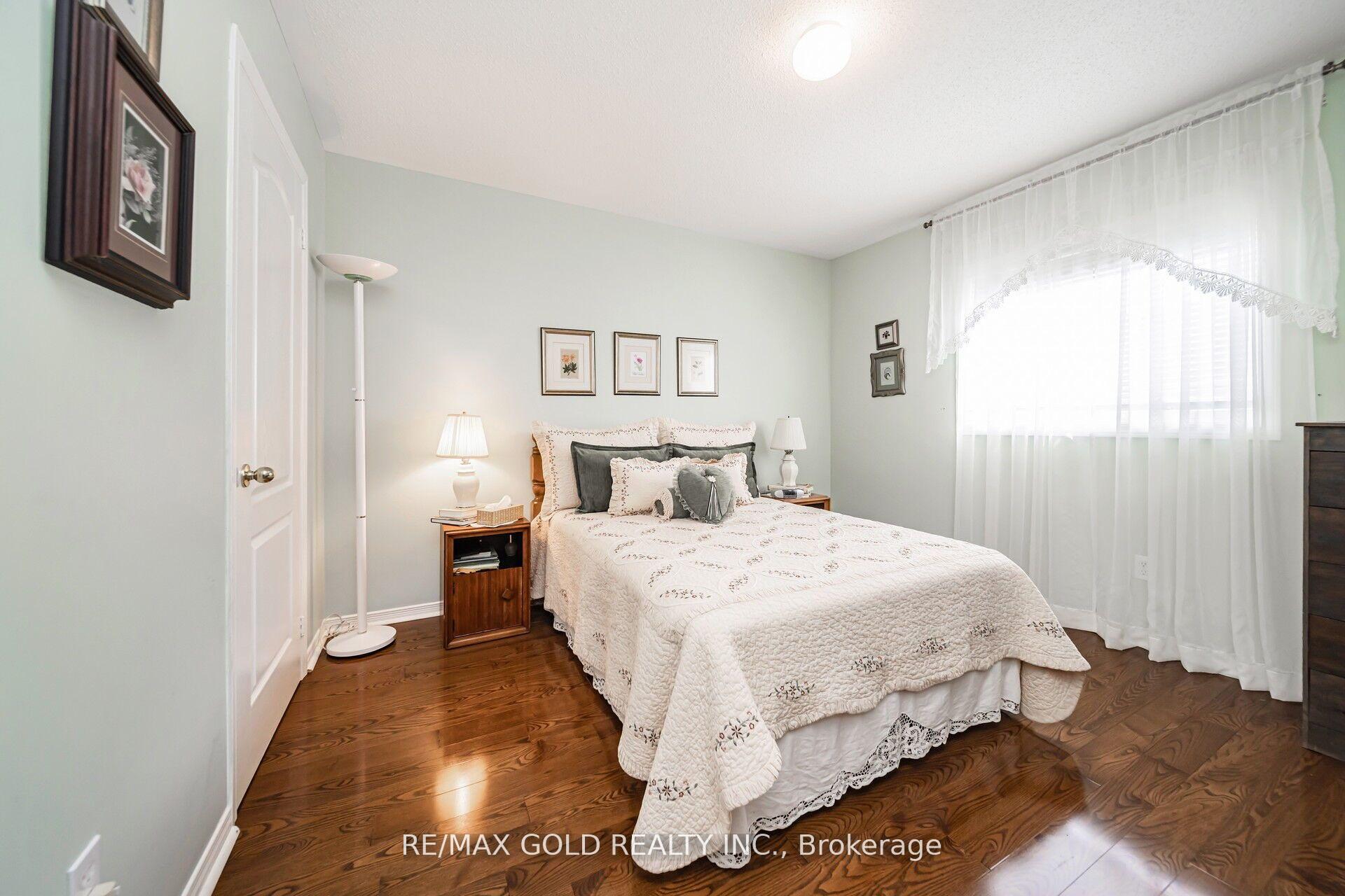 Photo 42 of Unit 2, 10 Pauline Crescent, Brampton, Fletcher's Meadow — HOMEH