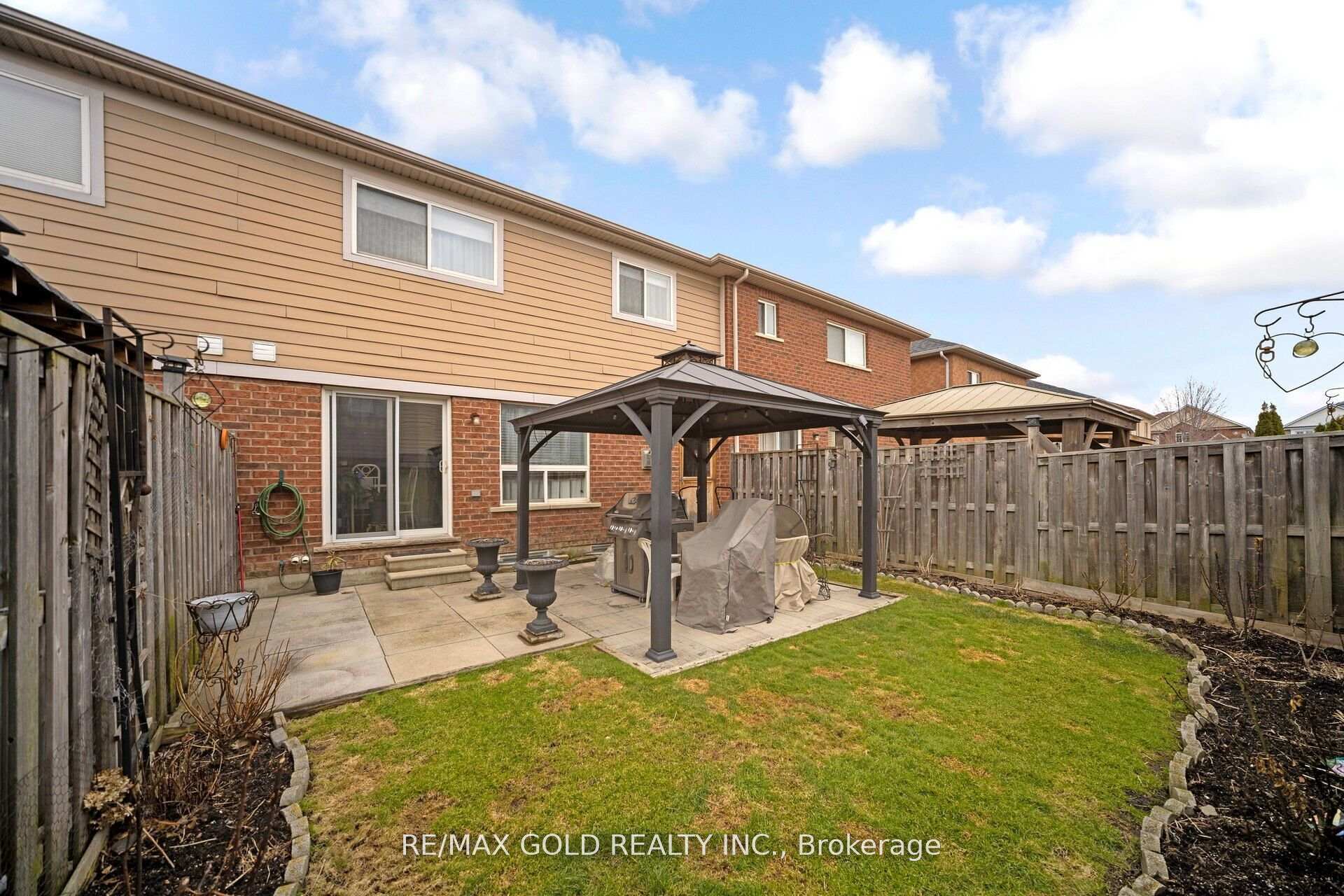 Photo 38 of Unit 2, 10 Pauline Crescent, Brampton, Fletcher's Meadow — HOMEH