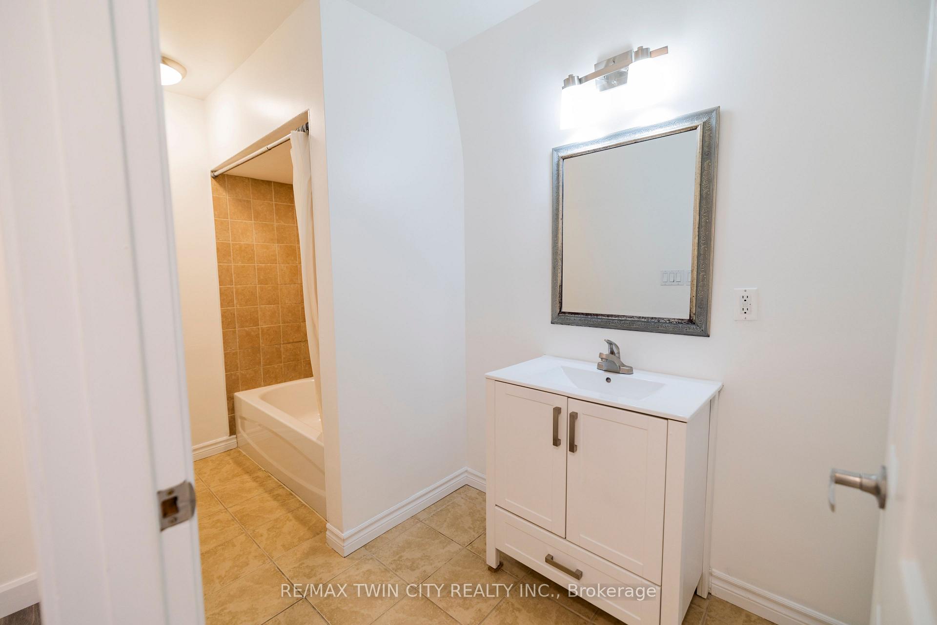 Photo 10 of 346 Rawdon Street, Brant, Brantford Twp — HOMEH