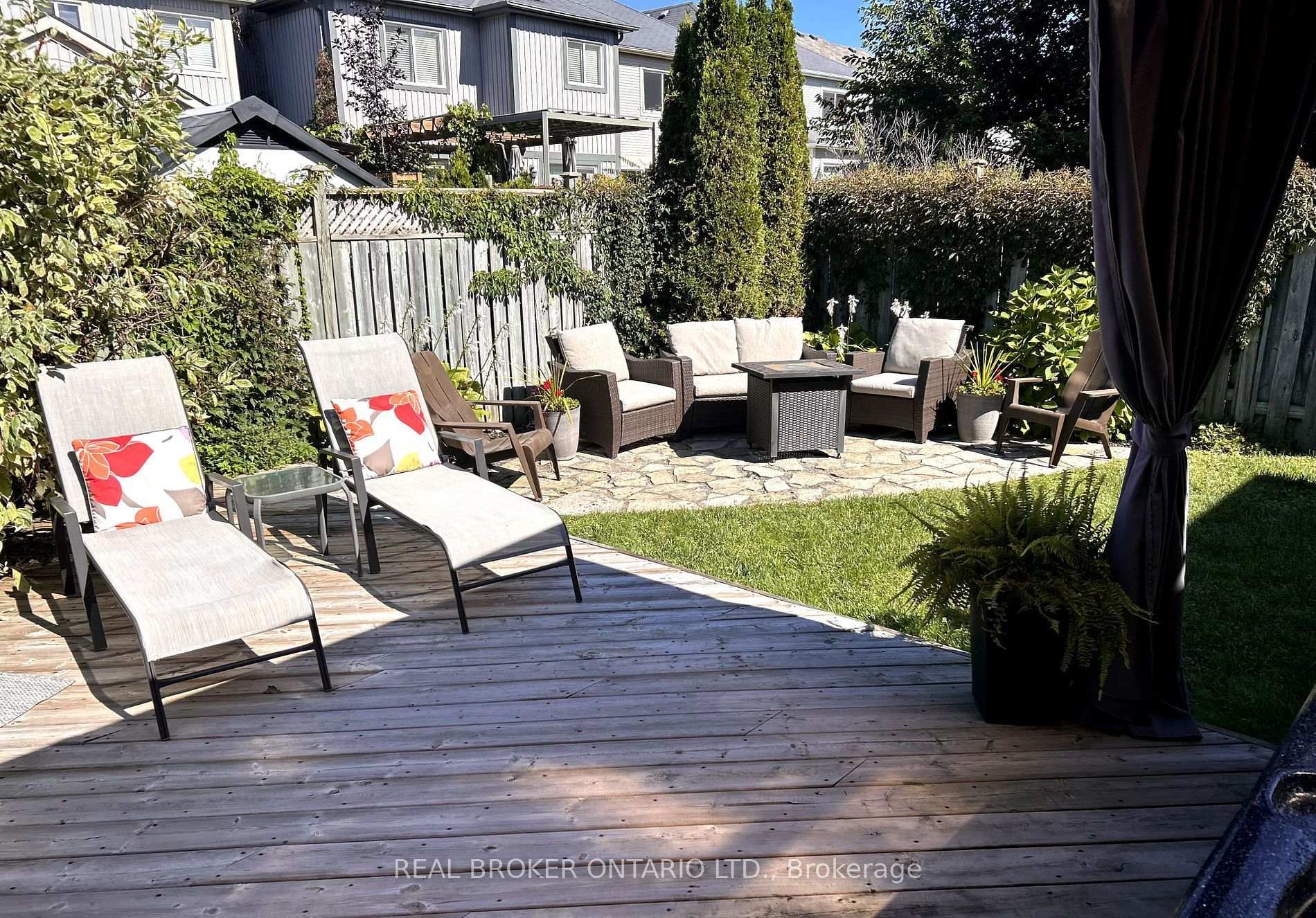 Photo 23 of 44 Goodwin Avenue, Clarington, Bowmanville — HOMEH