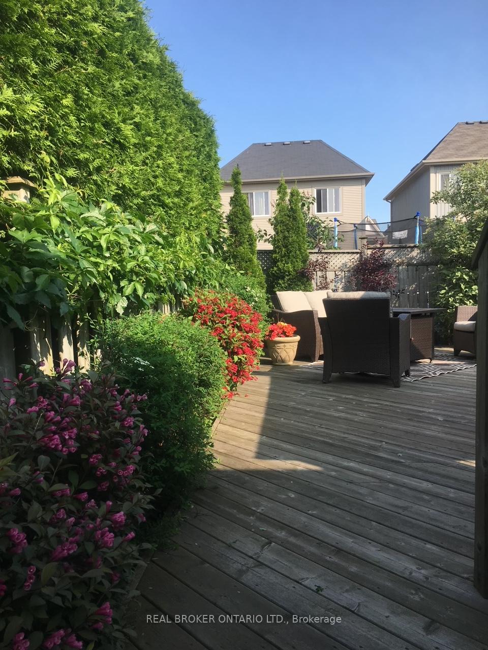 Photo 20 of 44 Goodwin Avenue, Clarington, Bowmanville — HOMEH
