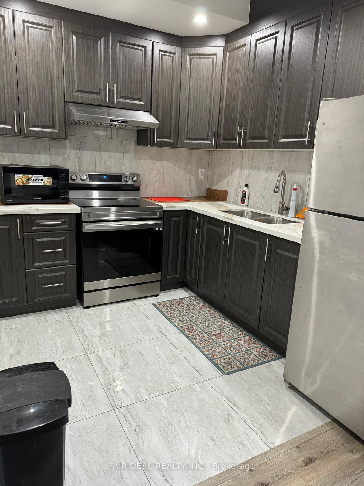 Photo 1 of 33 Blue Silo Way, Brampton, Credit Valley — HOMEH
