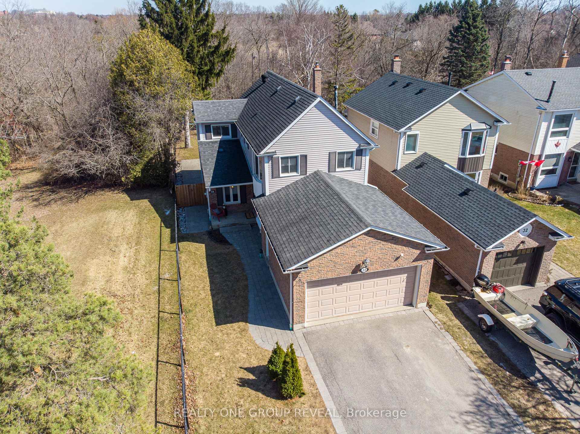 Photo 11 of 34 Holliday Drive, Whitby, Lynde Creek — HOMEH