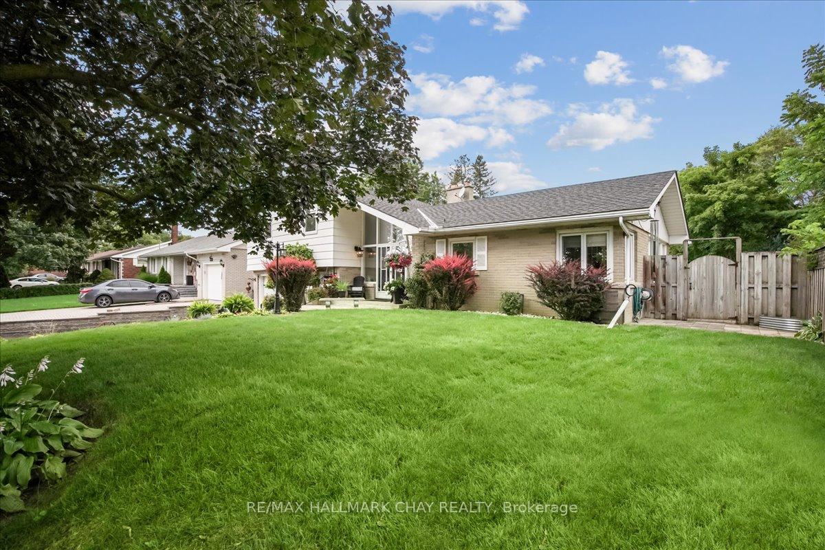 Photo 4 of 236 Albert Street E, New Tecumseth, Alliston — HOMEH