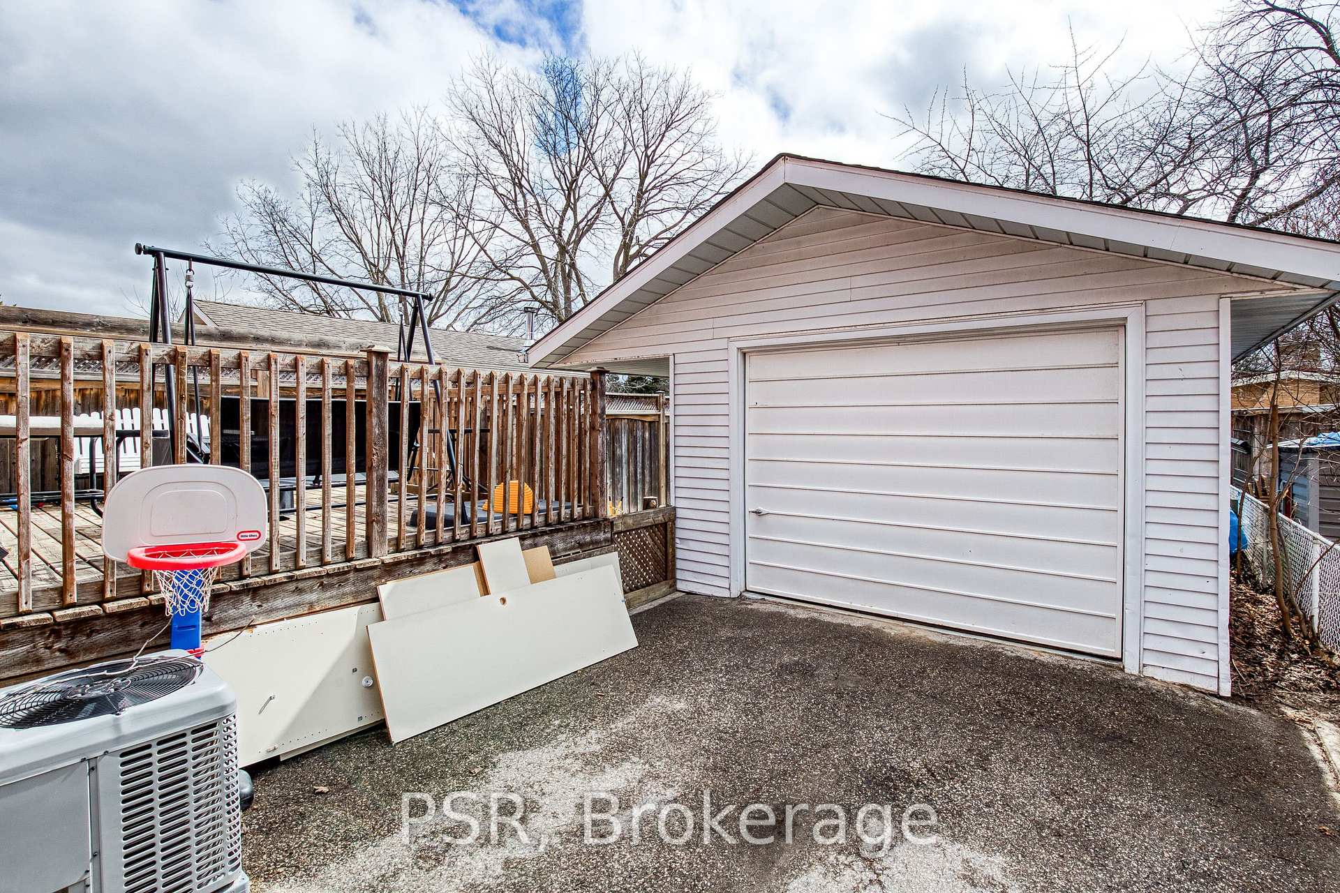 Photo 9 of 53 Donald Street, Kitchener — HOMEH