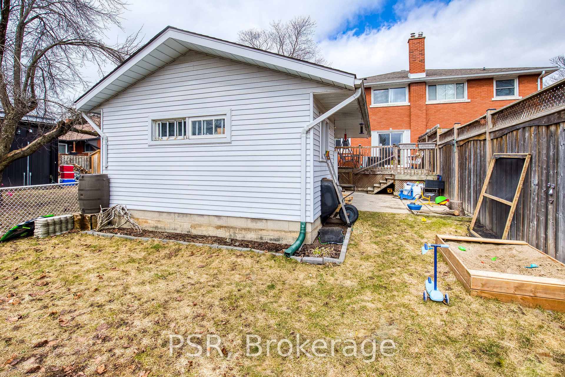 Photo 6 of 53 Donald Street, Kitchener — HOMEH