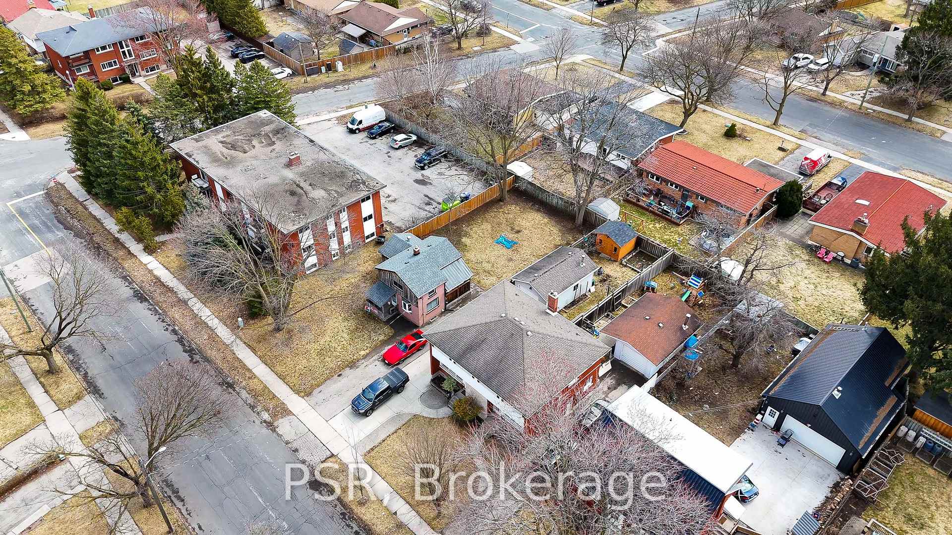 Photo 20 of 53 Donald Street, Kitchener — HOMEH