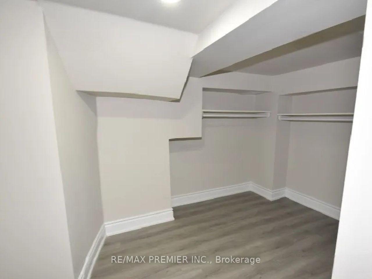 Photo 7 of Unit Bsmt, 10 Lockheed Crescent, Brampton, Fletcher's Meadow — HOMEH