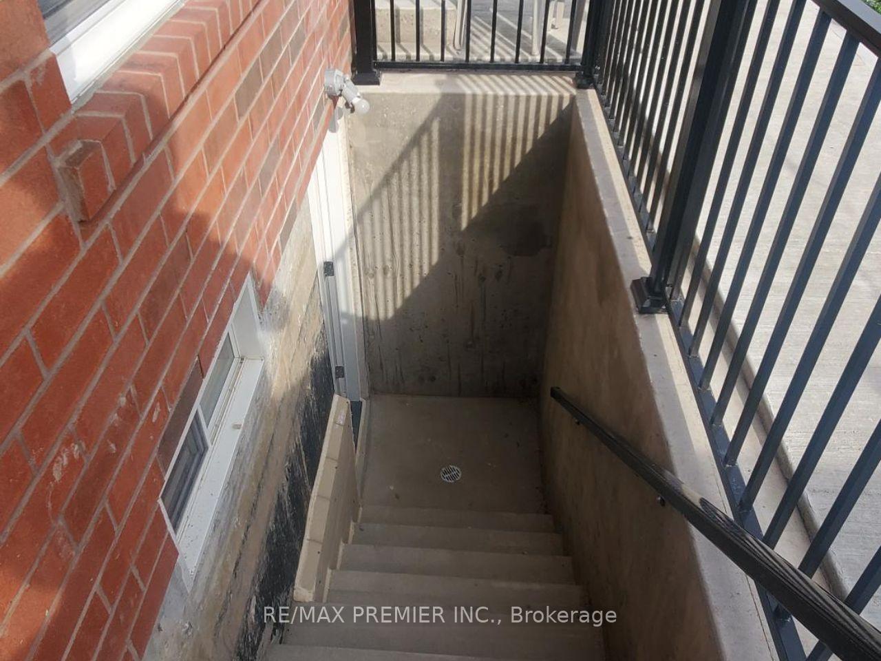 Photo 10 of Unit Bsmt, 10 Lockheed Crescent, Brampton, Fletcher's Meadow — HOMEH