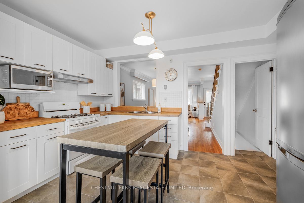 Photo 15 of 69 Robina Avenue, Toronto, Oakwood Village — HOMEH