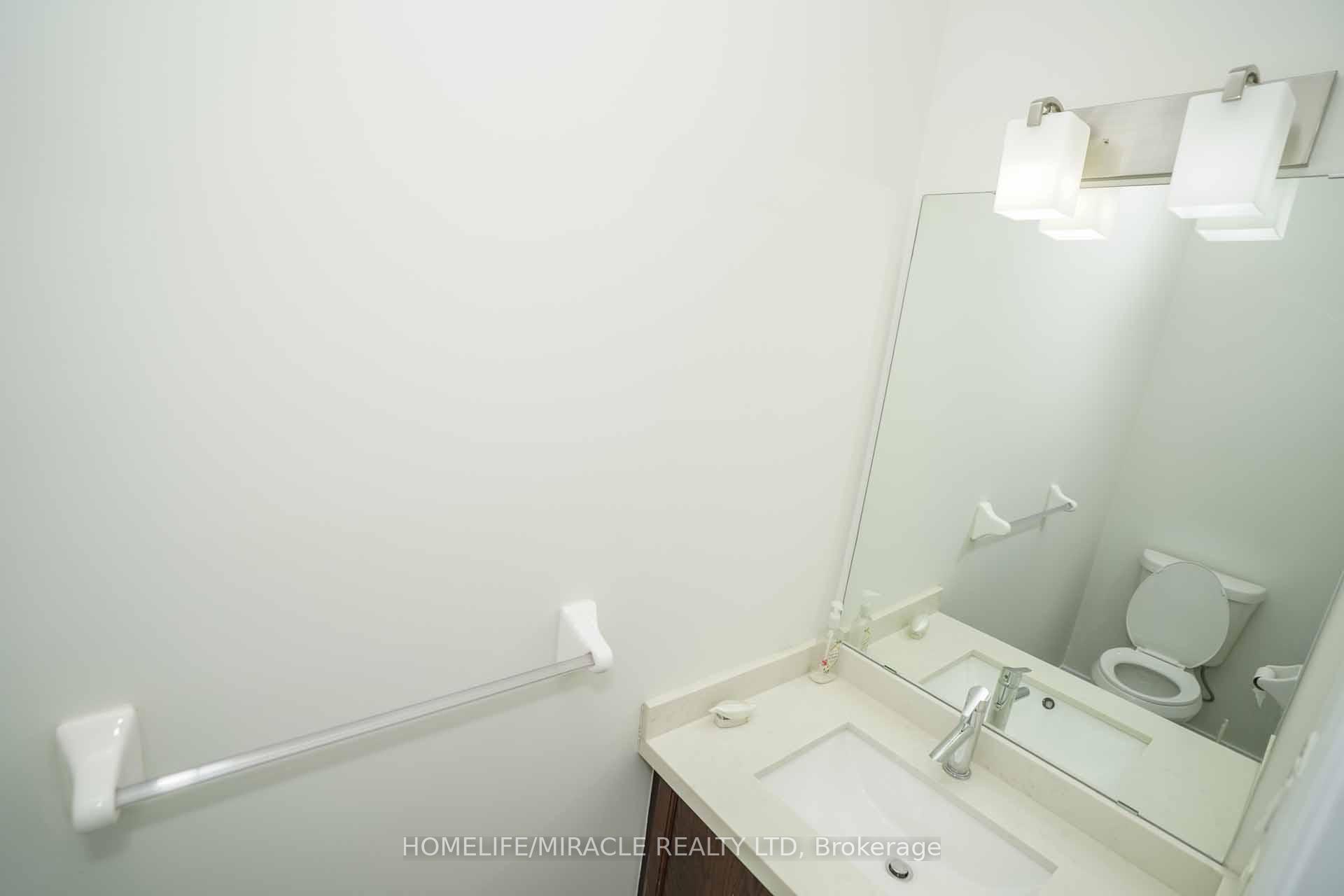 Photo 9 of 20 Cragg Crescent, Ajax, Northwest Ajax — HOMEH