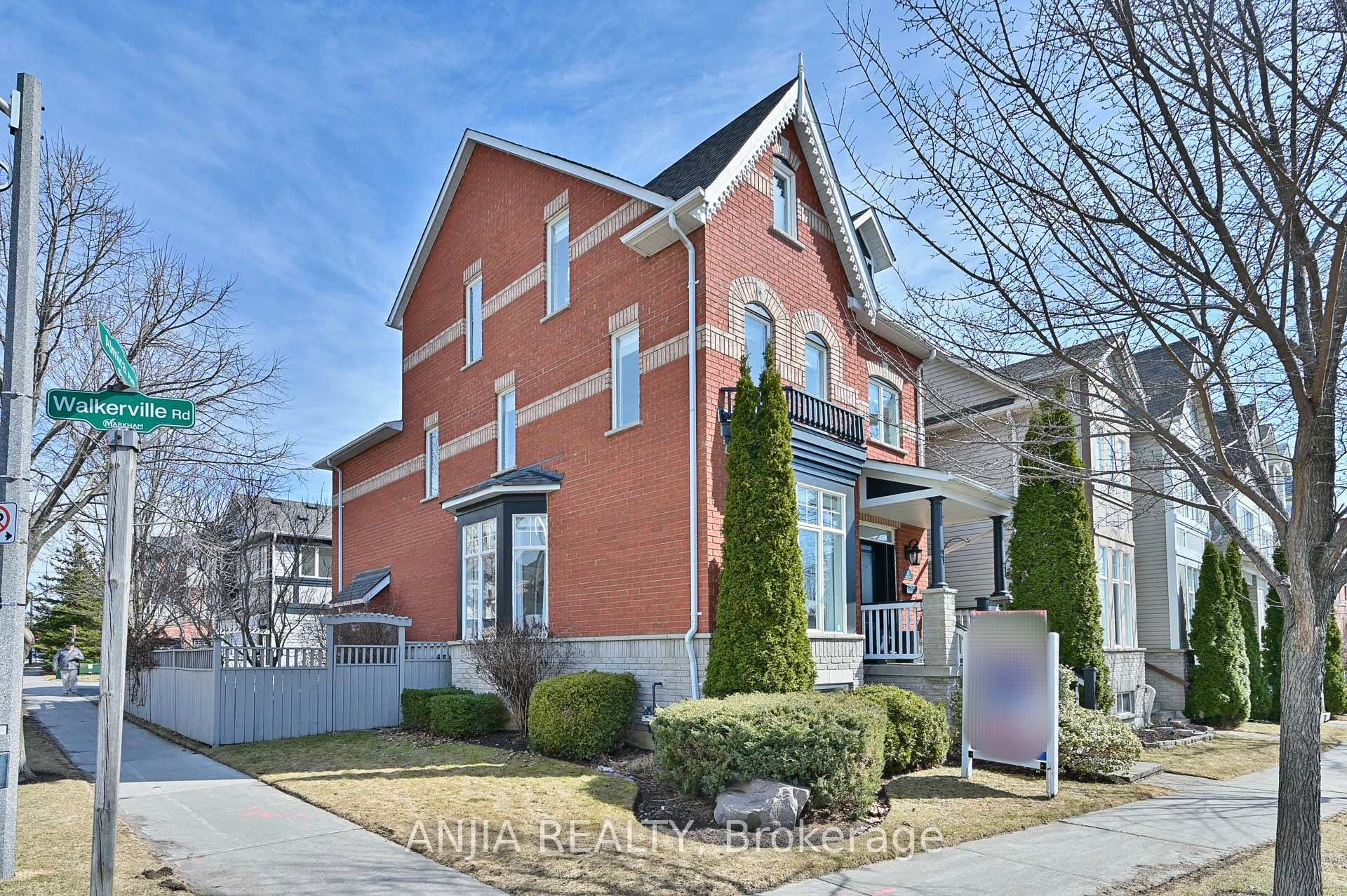 Photo 5 of 213 Walkerville Road, Markham, Cornell — HOMEH