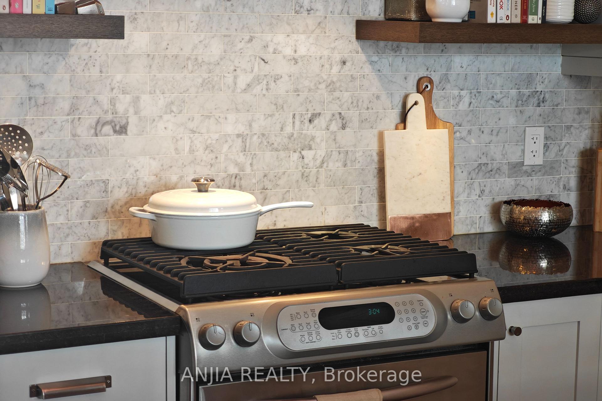 Photo 34 of 213 Walkerville Road, Markham, Cornell — HOMEH